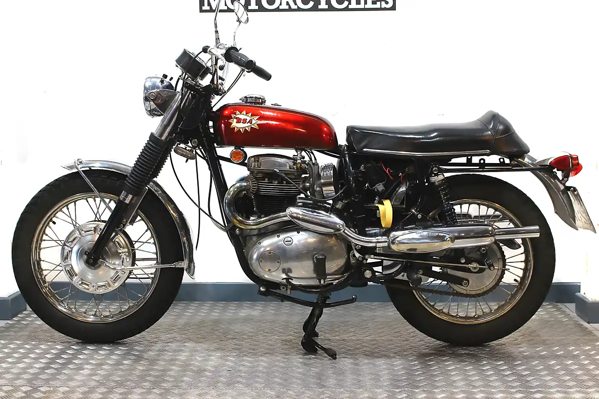 Used 1968 Bsa A65 Firebird Scrambler Red - Interior and Exterior details 9