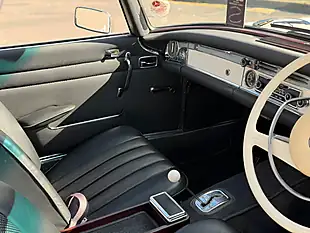 Used 1968 Mercedes 250 Sl - Interior and Exterior details 13