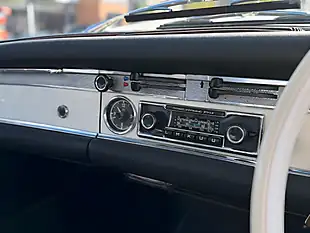 Used 1968 Mercedes 250 Sl - Interior and Exterior details 15