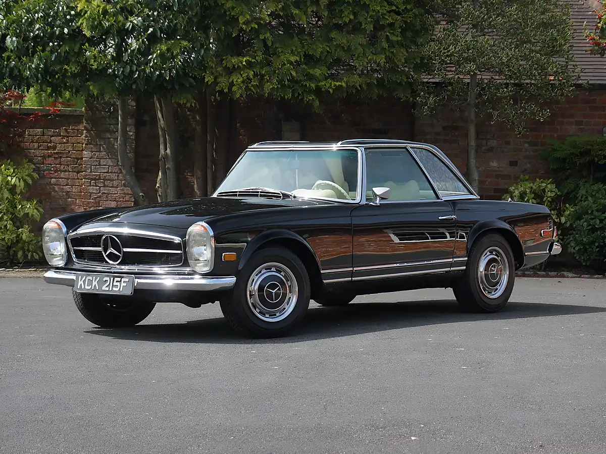 Used 1968 Mercedes-Benz 280SL Pagoda Black - Front View