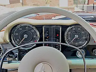 Used 1968 Mercedes-Benz 280SL Pagoda Black - Interior and Exterior details 19