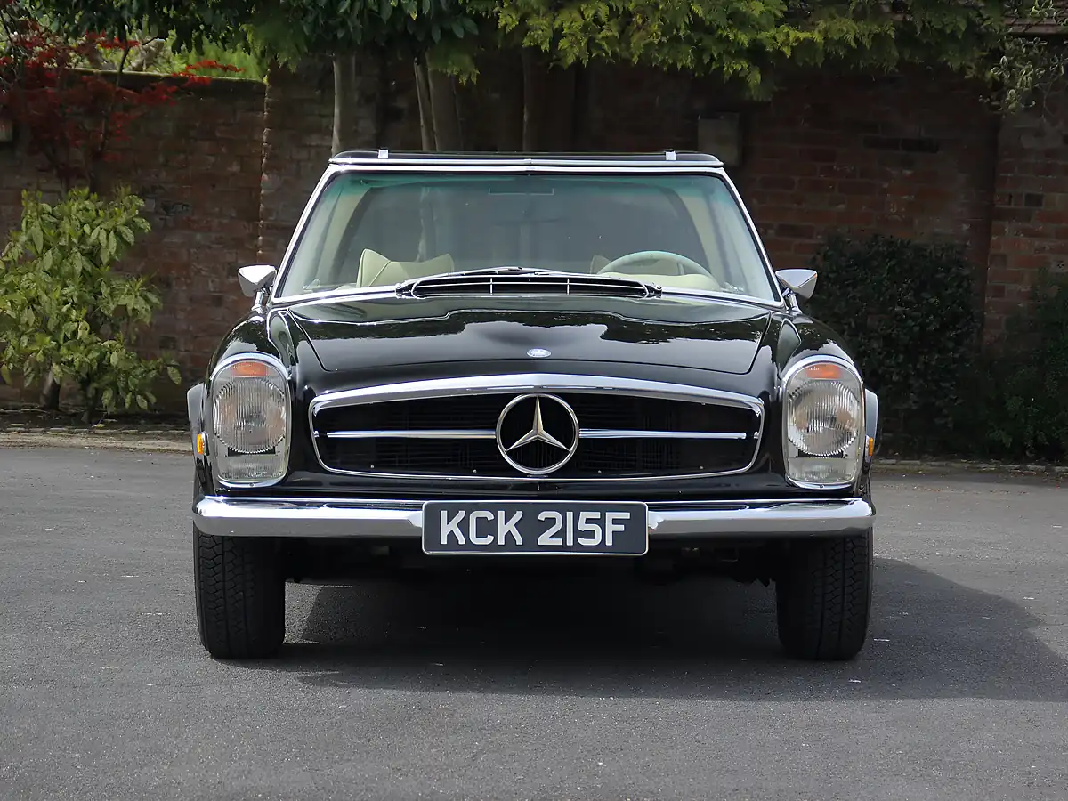Used 1968 Mercedes-Benz 280SL Pagoda Black - Interior and Exterior details 4