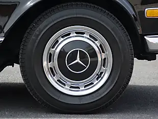 Used 1968 Mercedes-Benz 280SL Pagoda Black - Interior and Exterior details 7