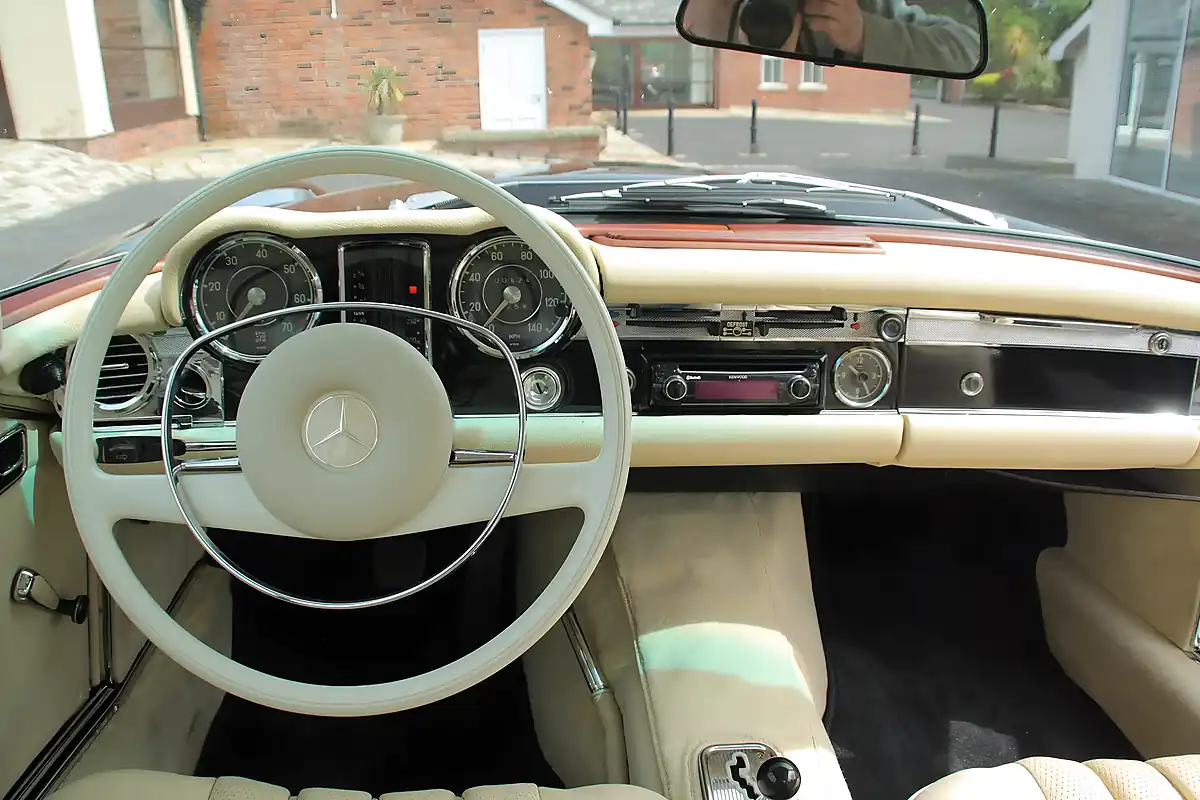 Used 1968 Mercedes-Benz 280SL Pagoda Black - Interior and Exterior details 14