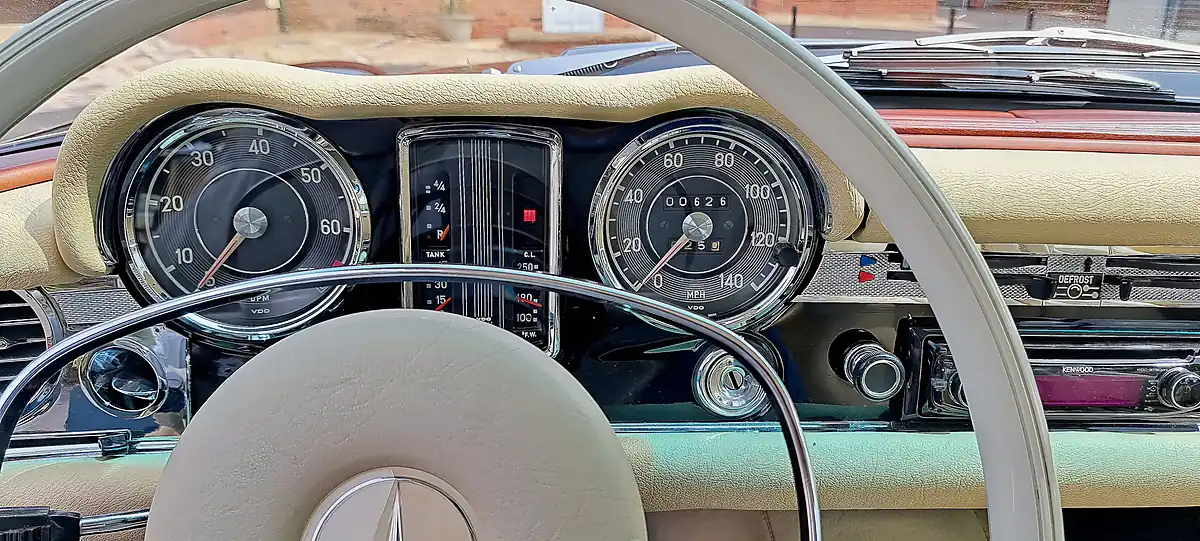 Used 1968 Mercedes-Benz 280SL Pagoda Black - Interior and Exterior details 16