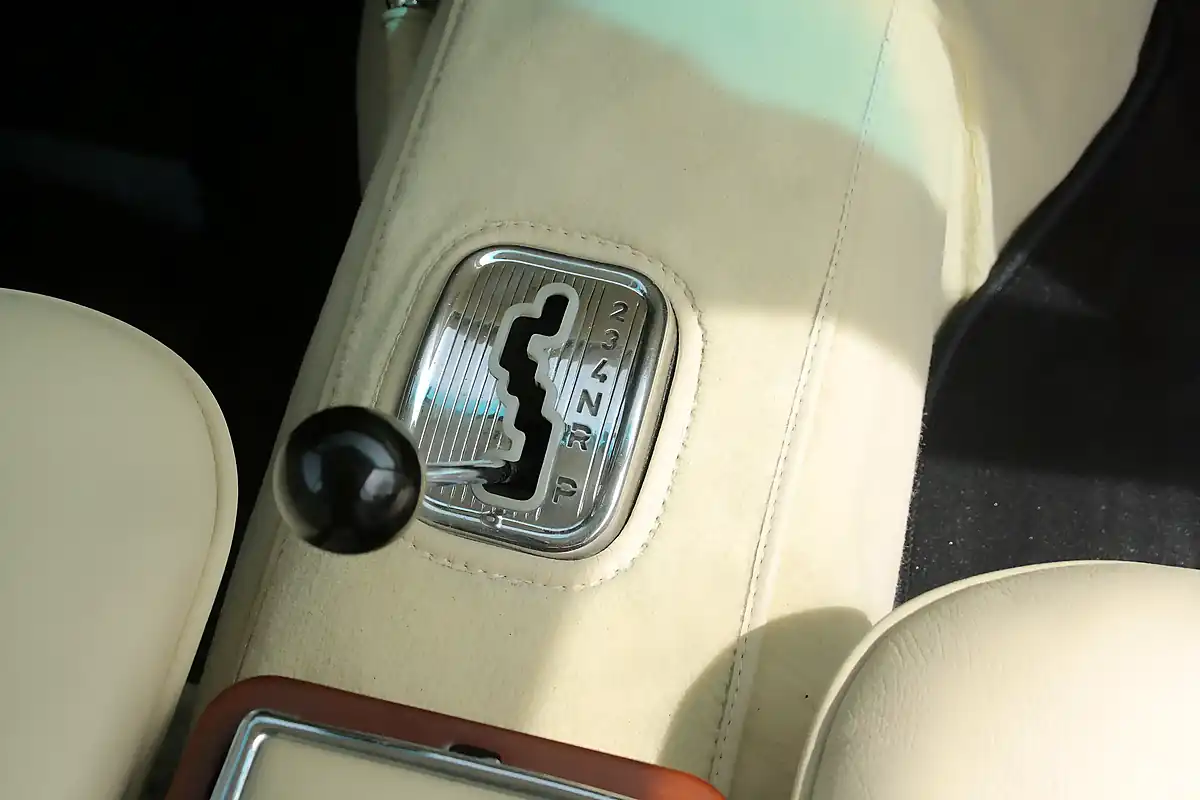 Used 1968 Mercedes-Benz 280SL Pagoda Black - Interior and Exterior details 19