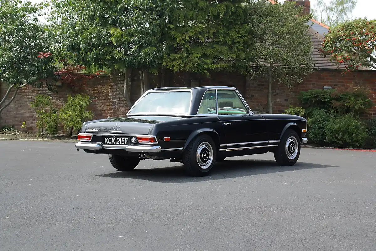 Used 1968 Mercedes-Benz 280SL Pagoda Black - Interior and Exterior details 3