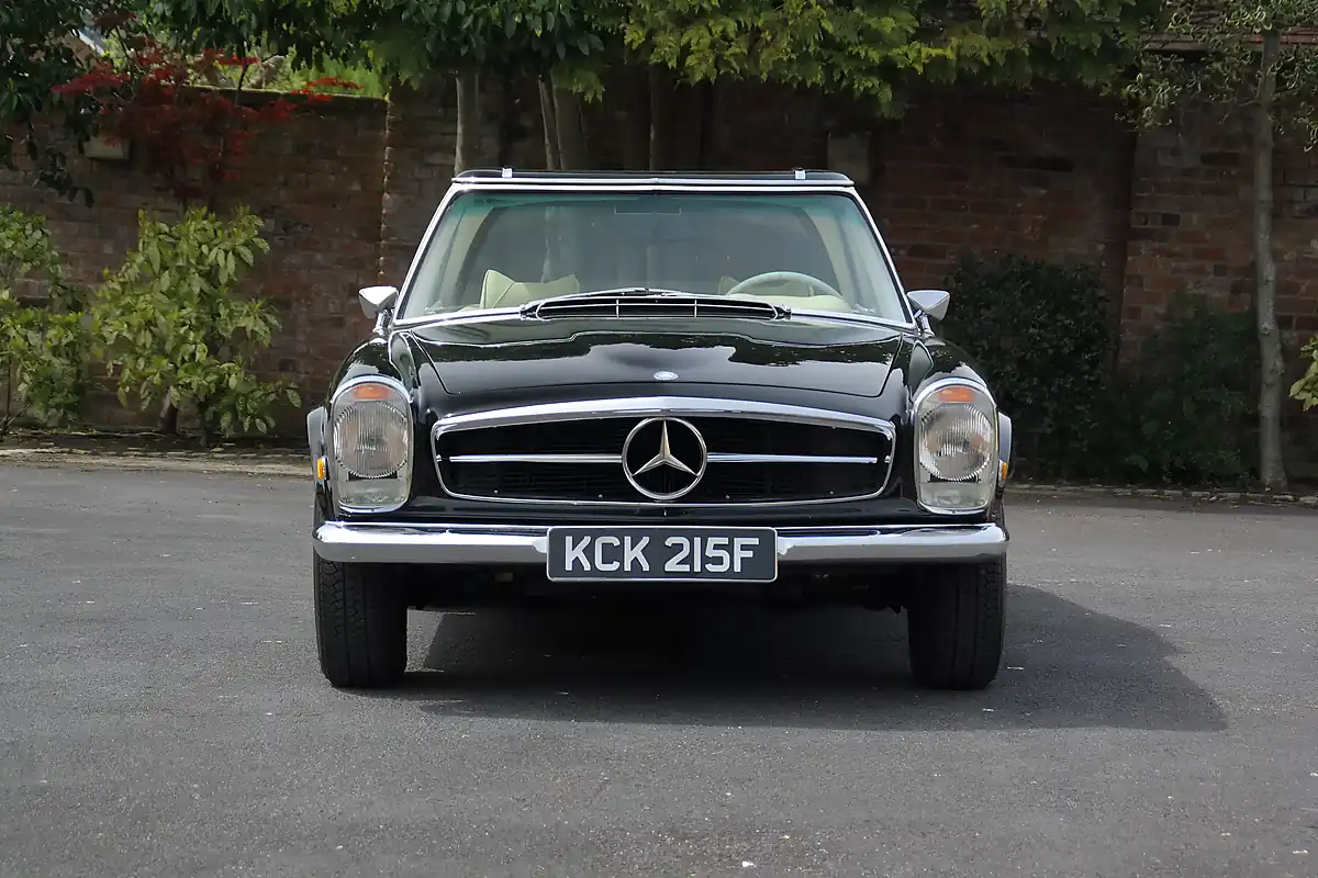 Used 1968 Mercedes-Benz 280SL Pagoda Black - Interior and Exterior details 4