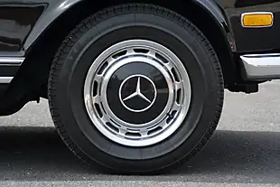 Used 1968 Mercedes-Benz 280SL Pagoda Black - Interior and Exterior details 7