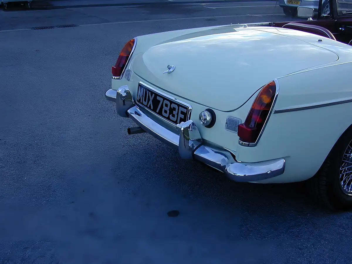 Used 1968 MG Mgb Chrome Bumper Roadster White - Interior and Exterior details 11