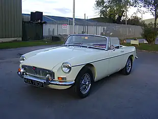 Used 1968 MG Mgb Chrome Bumper Roadster White - Interior and Exterior details 6