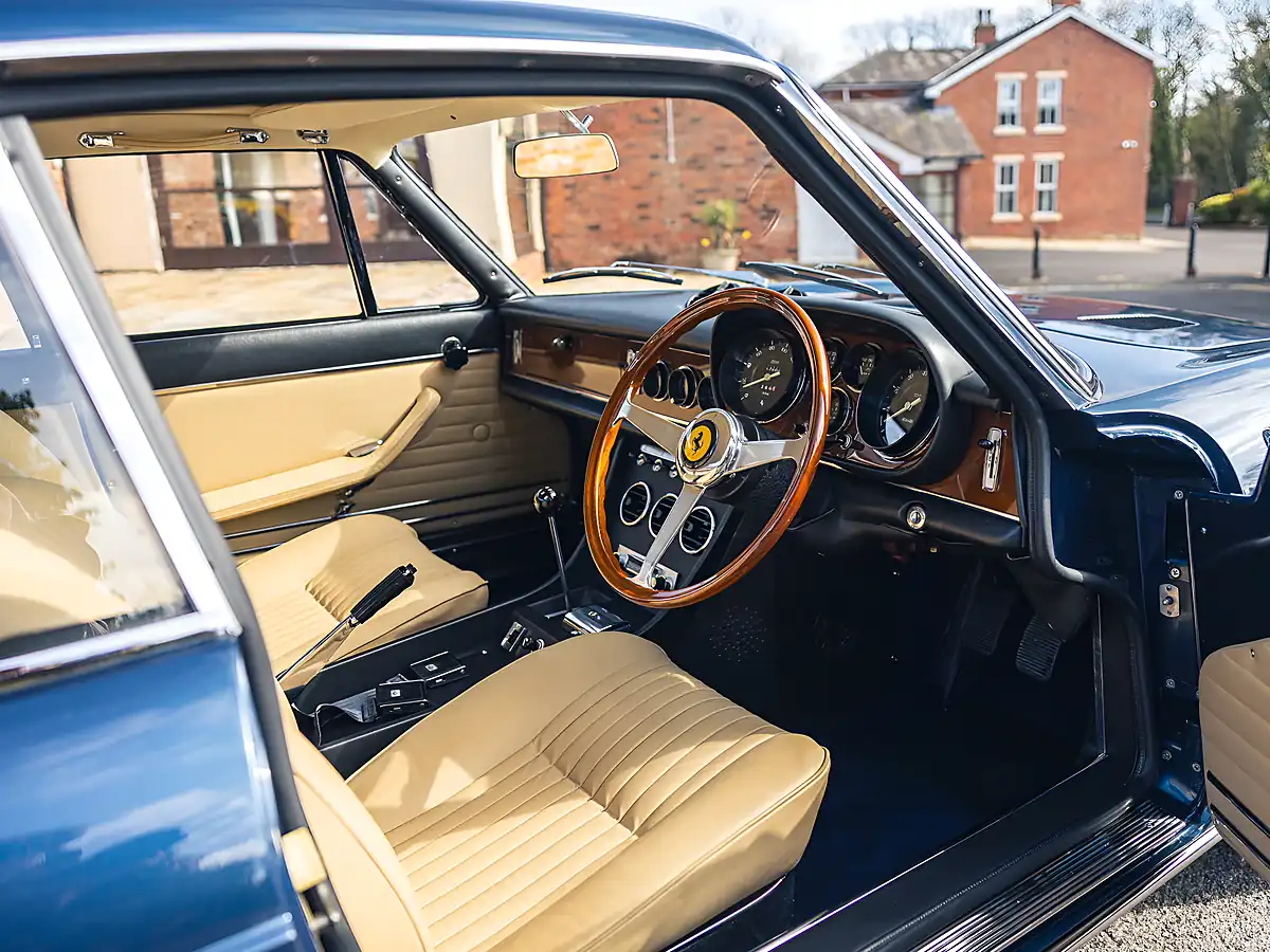 Used 1969 Ferrari 365 Gtc Blue - Interior and Exterior details 12