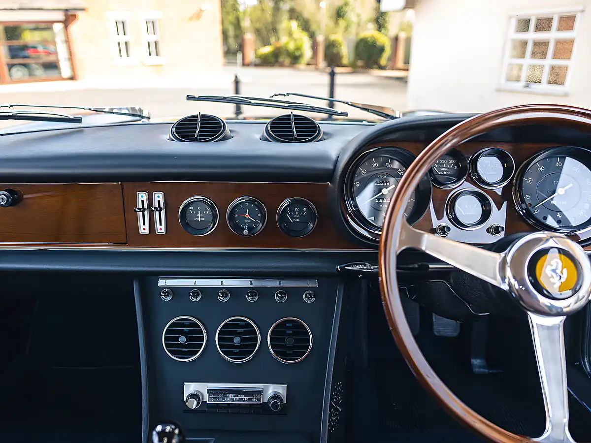 Used 1969 Ferrari 365 Gtc Blue - Interior and Exterior details 14