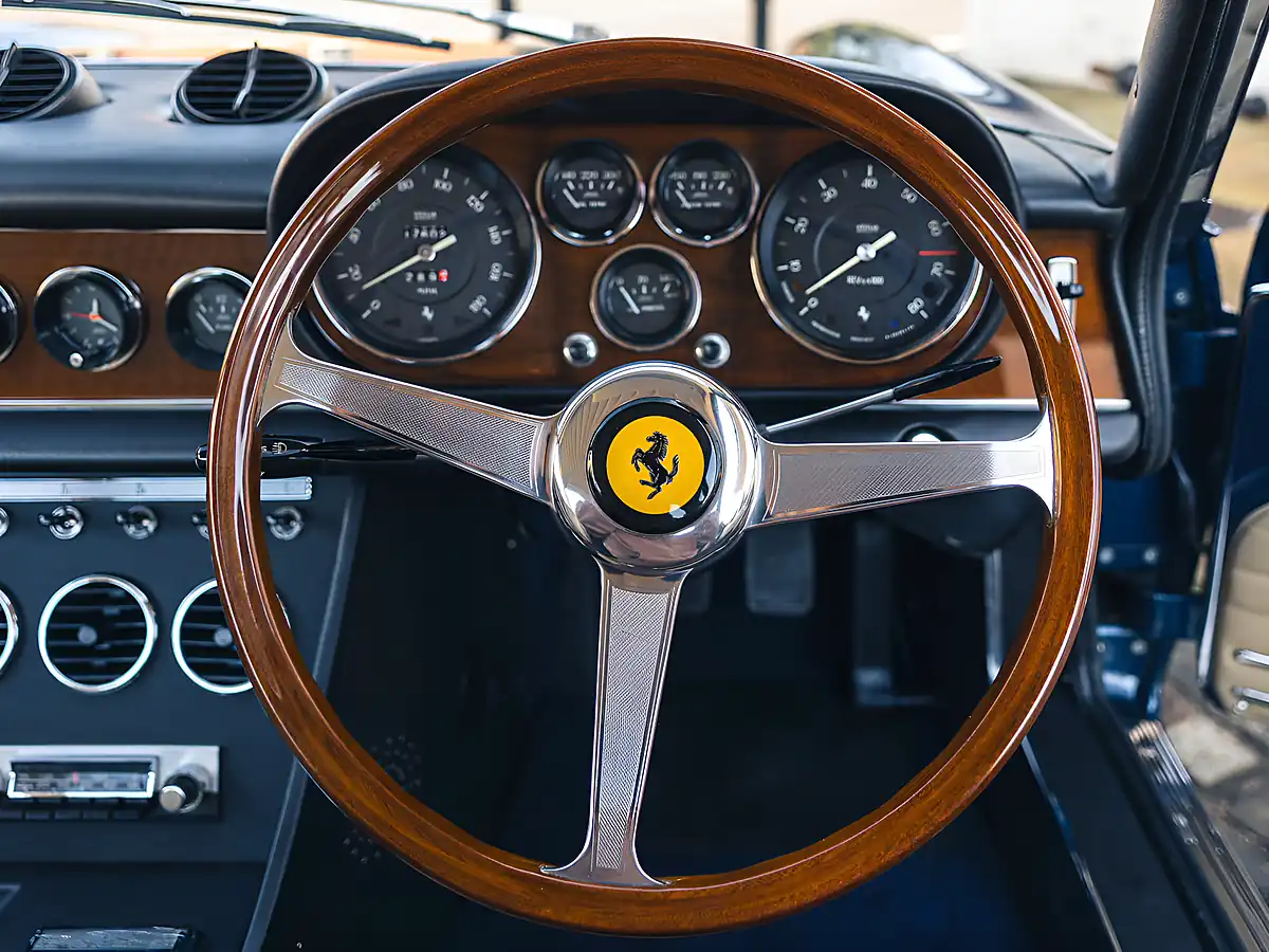Used 1969 Ferrari 365 Gtc Blue - Interior and Exterior details 15