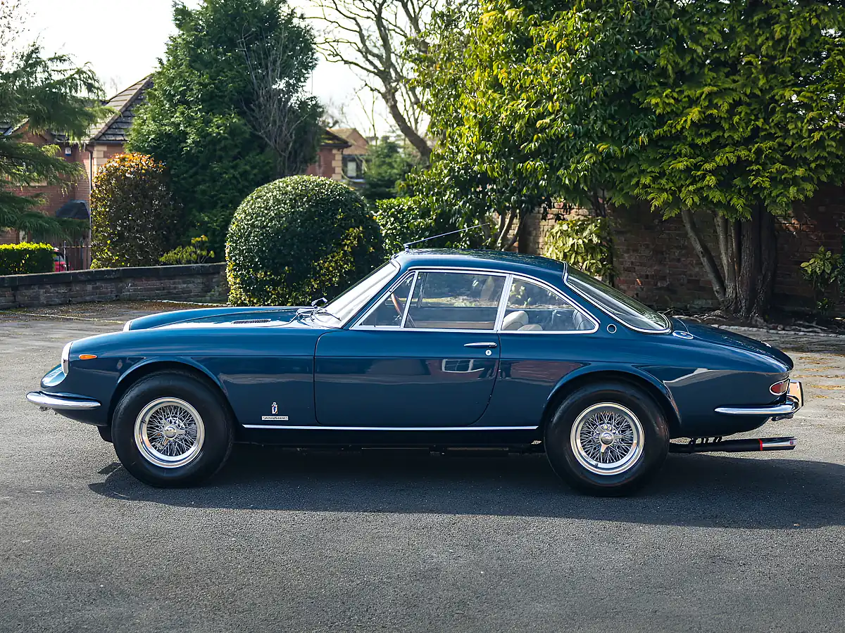 Used 1969 Ferrari 365 Gtc Blue - Interior and Exterior details 2