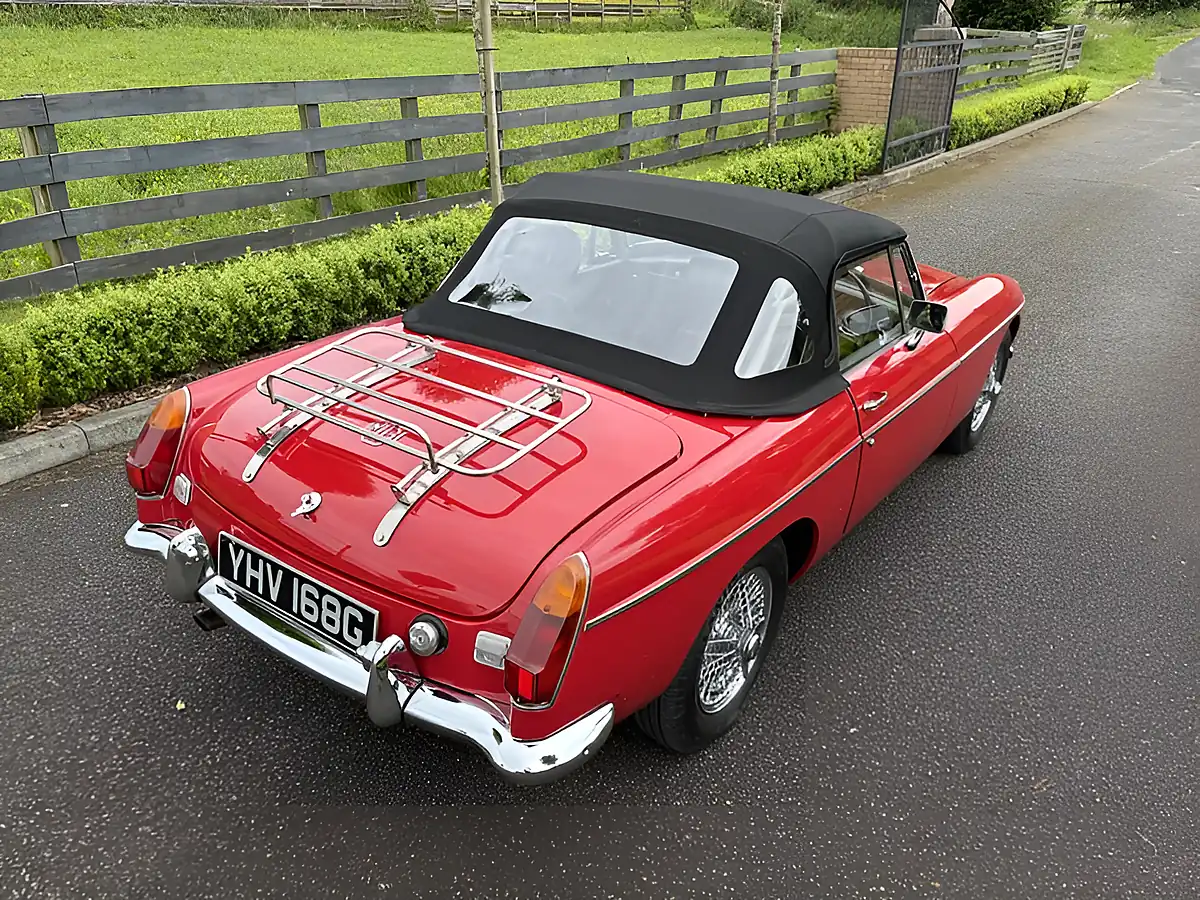 Used 1969 MG B Roadster Red - Interior and Exterior details 14