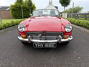 Used 1969 MG B Roadster Red - Interior and Exterior details 5