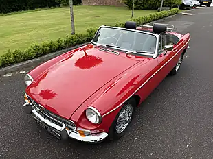 Used 1969 MG B Roadster Red - Interior and Exterior details 8