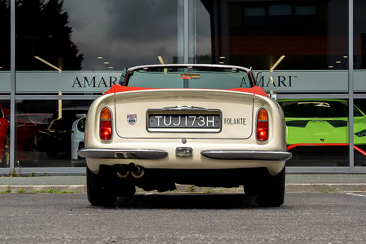 Used 1970 Aston Martin DB6 Mk Ii Volante Old English White - Interior and Exterior details 8