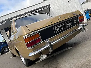 Used 1970 Ford Cortina Mk2 Amber Gold - Interior and Exterior details 13