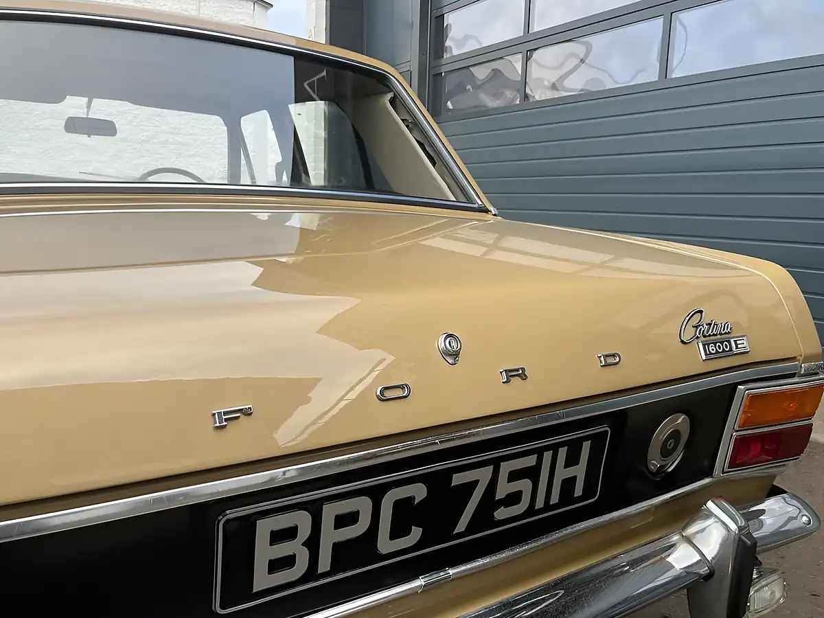 Used 1970 Ford Cortina Mk2 Amber Gold - Interior and Exterior details 15