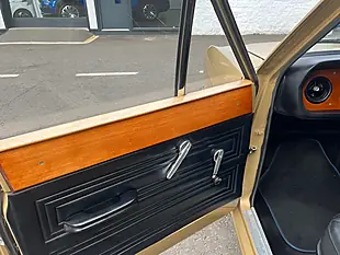Used 1970 Ford Cortina Mk2 Amber Gold - Interior and Exterior details 17
