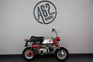 Used 1970 Honda Z50A Monkey Bike Silver - Interior and Exterior details 7