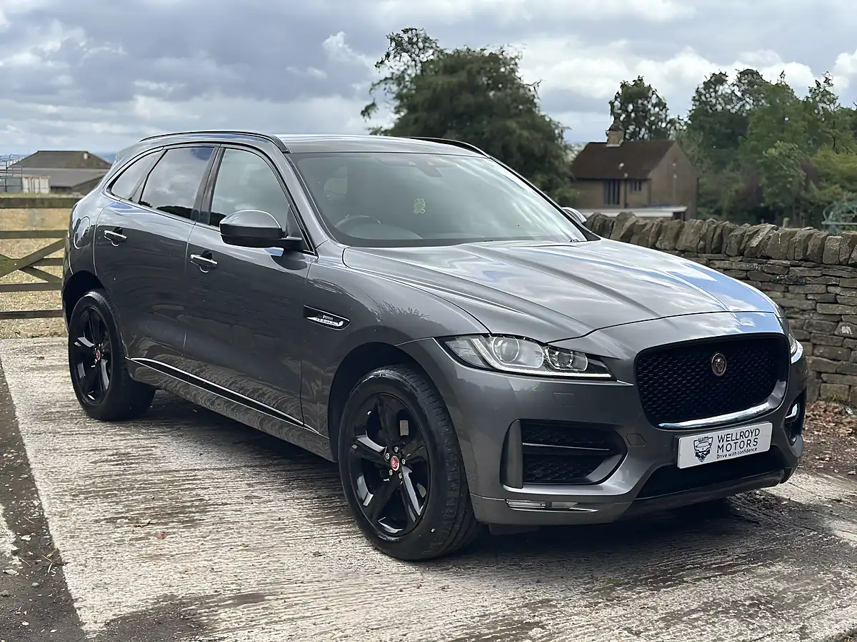 Used 1970 Jaguar F-Pace R-Sport Grey - Interior and Exterior details 2