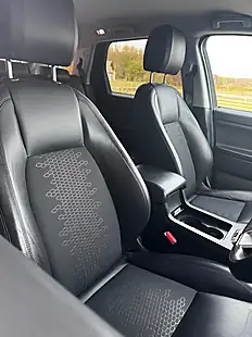 Used 1970 Land Rover Discovery Sport Se Tech White - Interior and Exterior details 8