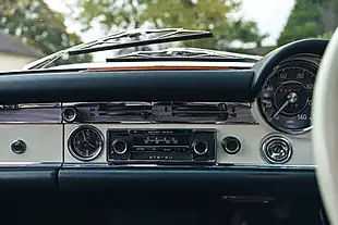 Used 1970 Mercedes-Benz 280SL Pagoda White - Interior and Exterior details 18