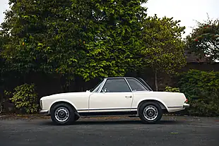 Used 1970 Mercedes-Benz 280SL Pagoda White - Interior and Exterior details 2