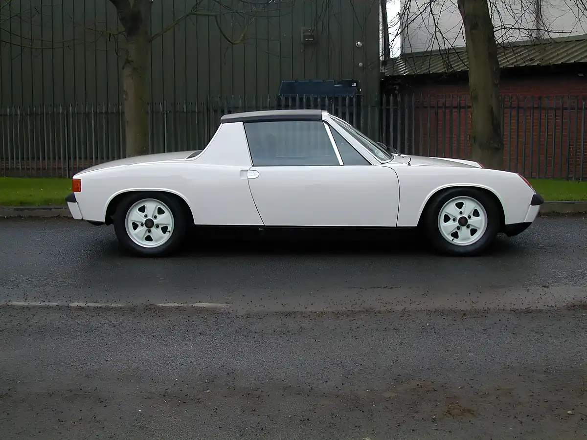 Used 1970 Porsche 914 Targa Lhd Grand Prix White - Interior and Exterior details 2