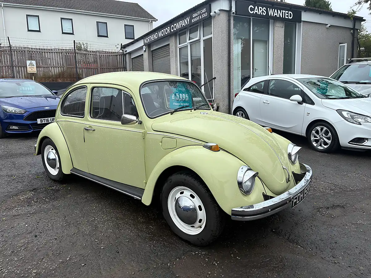 Used 1970 Volkswagen Beetle Green - Front View