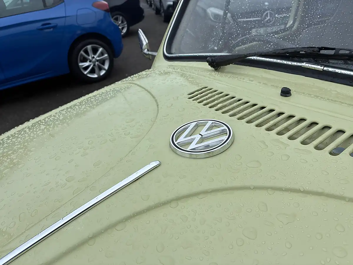 Used 1970 Volkswagen Beetle Green - Interior and Exterior details 13