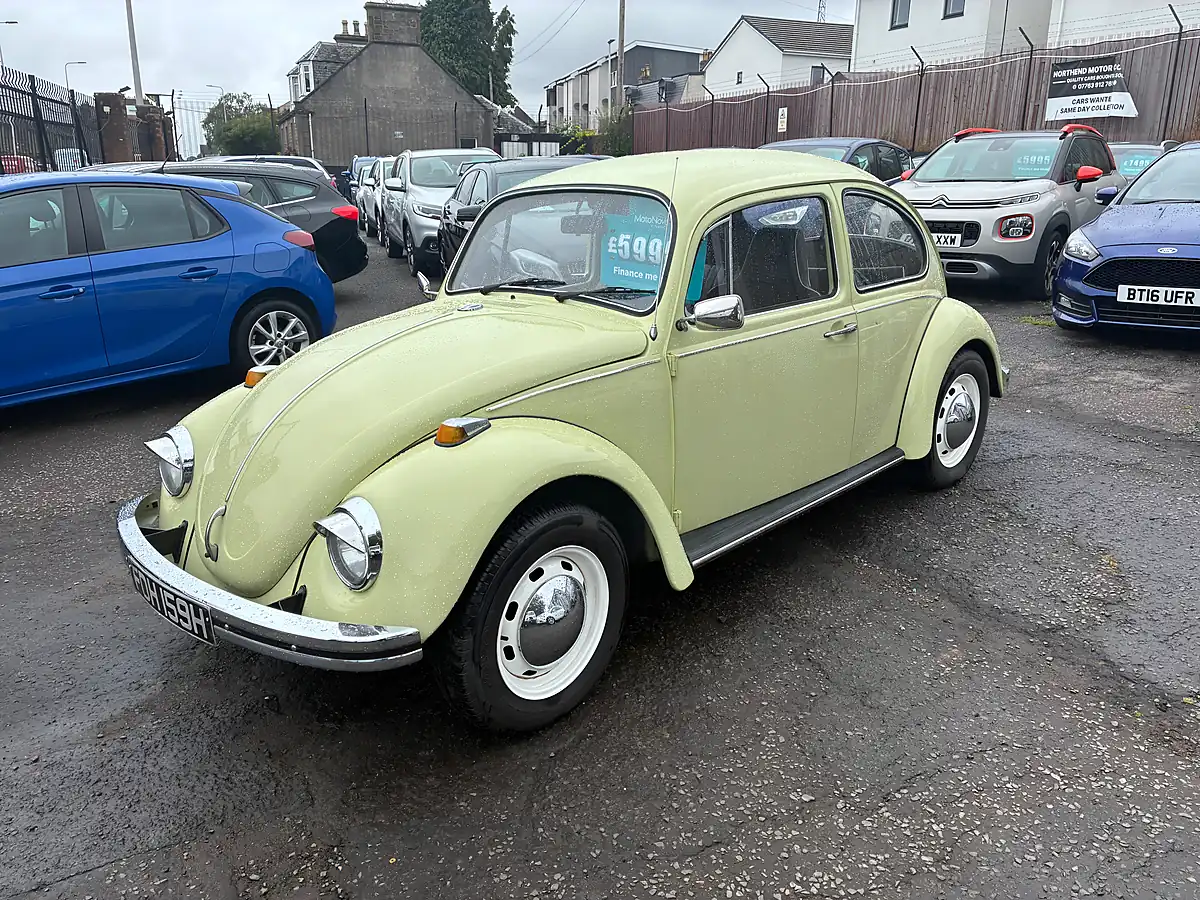 Used 1970 Volkswagen Beetle Green - Interior and Exterior details 6