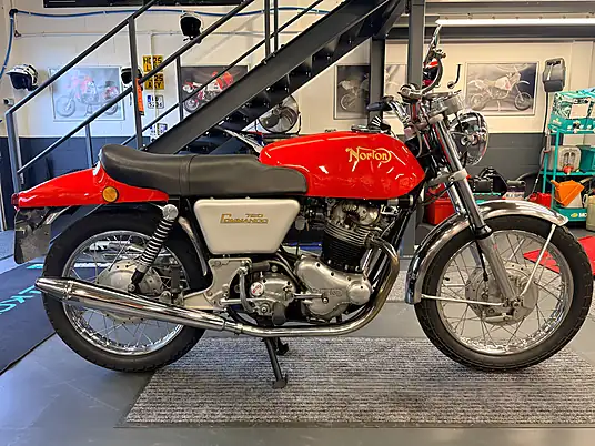 1971 Norton Commando Fastback 745cc