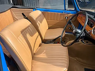 Used 1971 Triumph Herald Blue - Interior and Exterior details 15