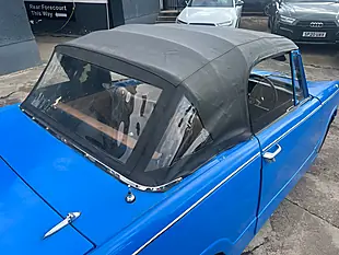 Used 1971 Triumph Herald Blue - Interior and Exterior details 18