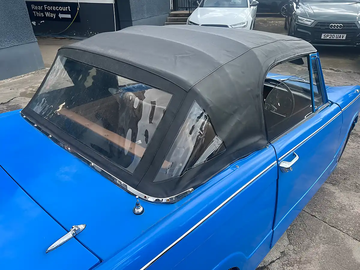 Used 1971 Triumph Herald Blue - Interior and Exterior details 18