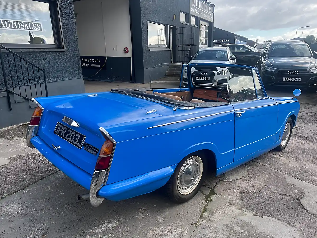 Used 1971 Triumph Herald Blue - Interior and Exterior details 5