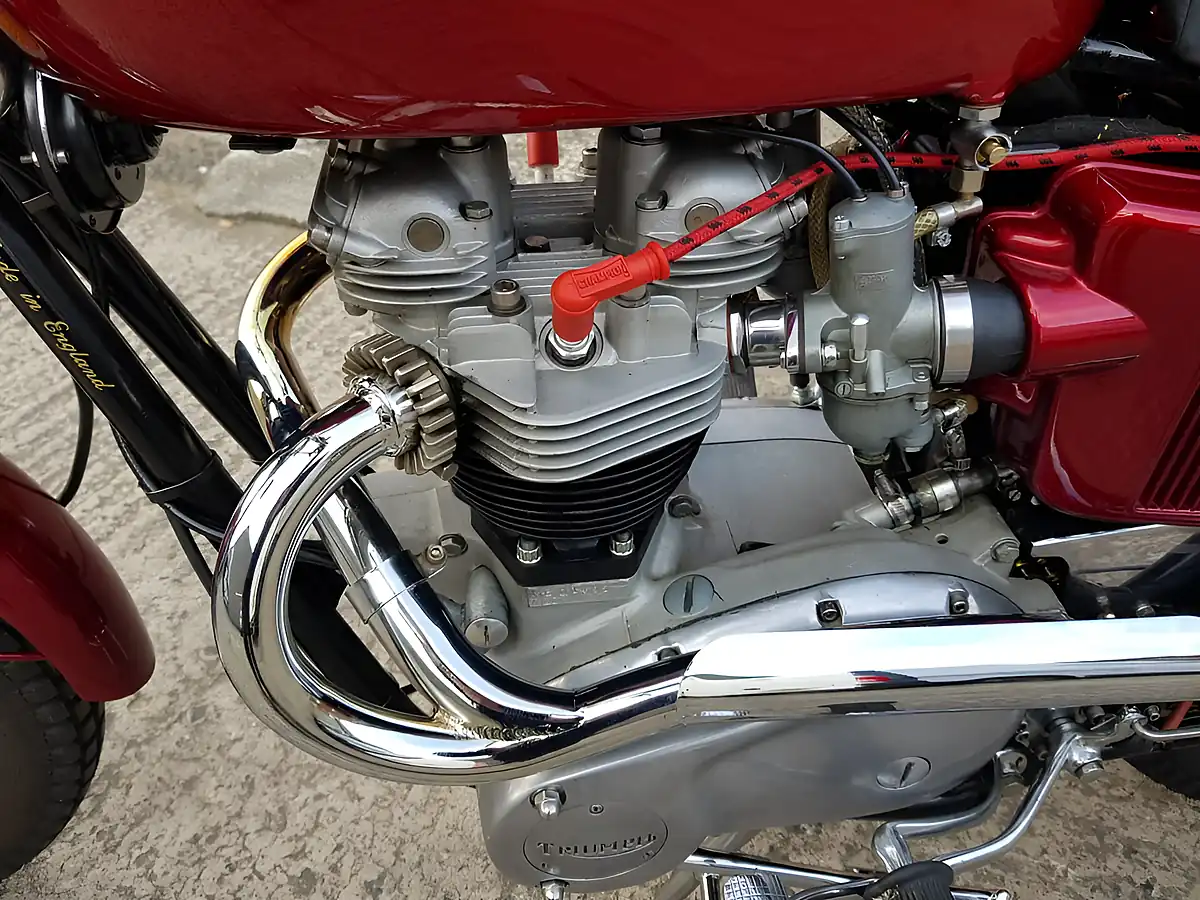 Used 1971 Triumph T120R Bonneville - Interior and Exterior details 6