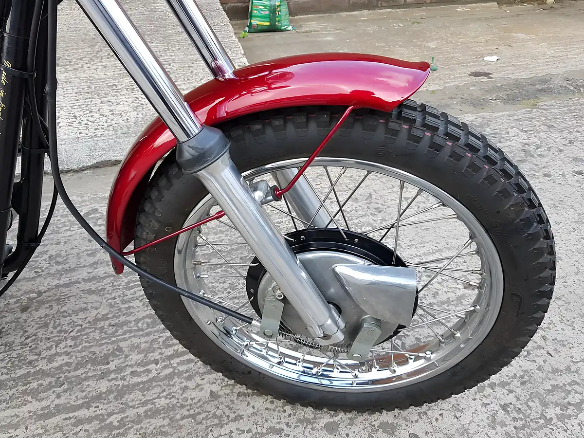Used 1971 Triumph T120R Bonneville - Interior and Exterior details 8