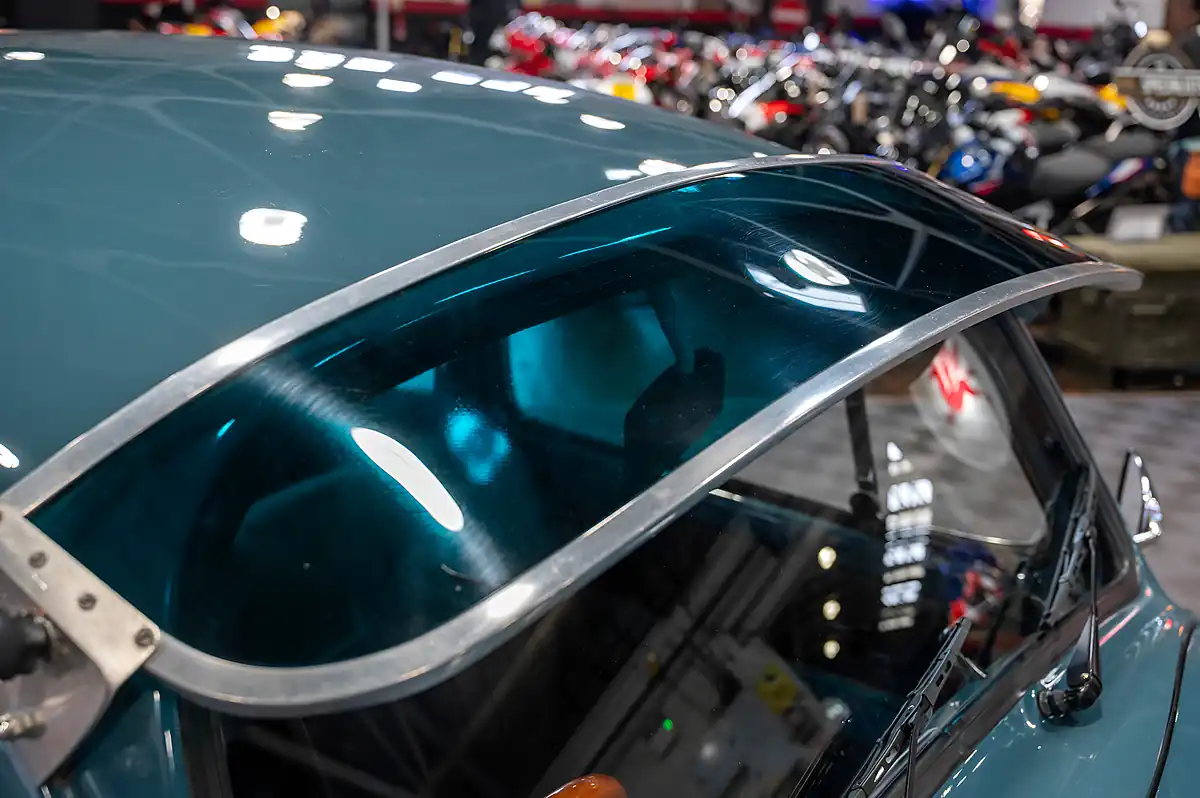 Used 1971 Volkswagen Beetle Square Window Dove Blue - Interior and Exterior details 15