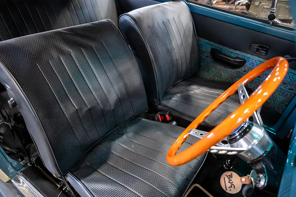 Used 1971 Volkswagen Beetle Square Window Dove Blue - Interior and Exterior details 7