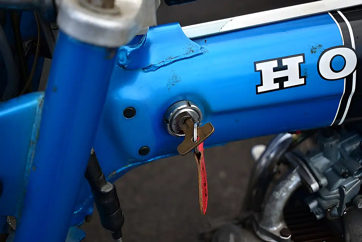 Used 1972 Honda ST70 Original Blue - Interior and Exterior details 19