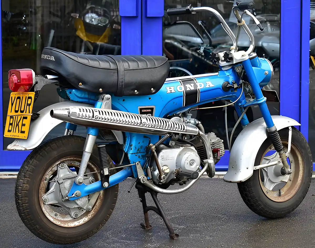 Used 1972 Honda ST70 Original Blue - Interior and Exterior details 6