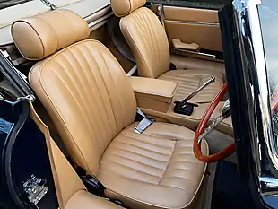 Used 1972 Jaguar E-Type Series Ii Roadster Blue - Interior and Exterior details 10