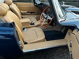 Used 1972 Jaguar E-Type Series Ii Roadster Blue - Interior and Exterior details 13