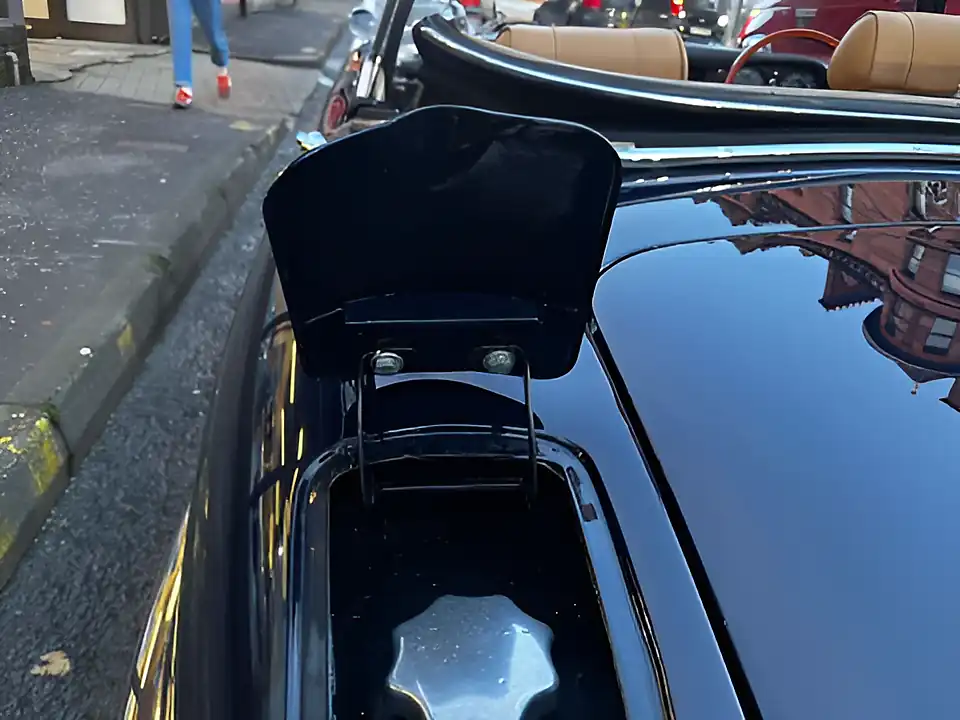 Used 1972 Jaguar E-Type Series Ii Roadster Blue - Interior and Exterior details 17
