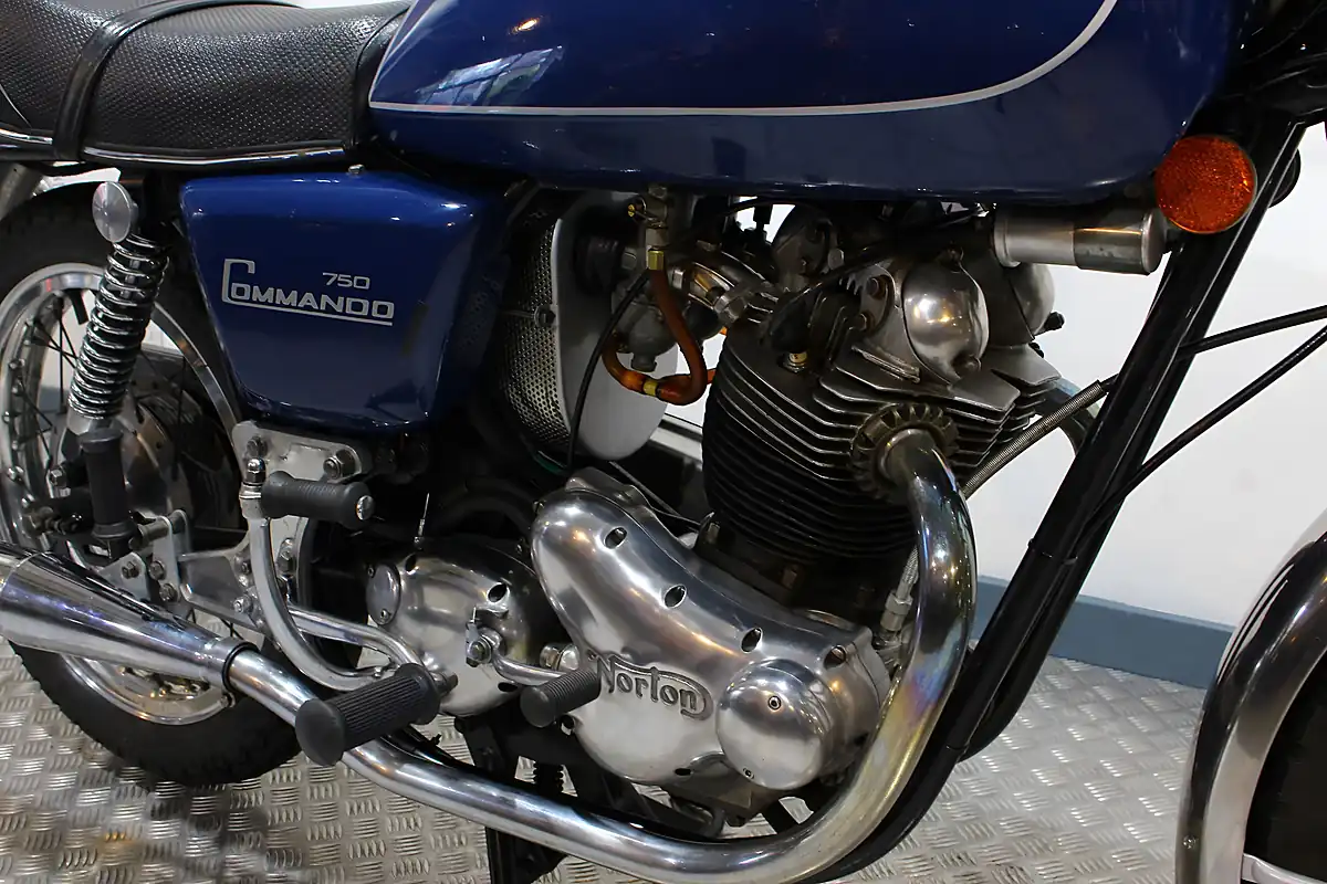 Used 1972 Norton Commando Mk Iv Interstate Blue - Interior and Exterior details 6